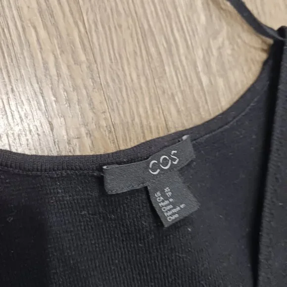 Cos knit black shirt size xs - Picture 3 of 3